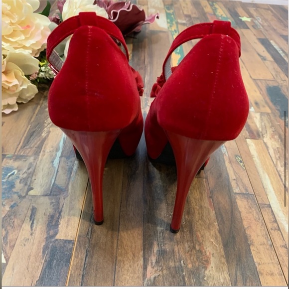 Red Velvet Flower Peep Toe Platform Heels - Picture 7 of 16